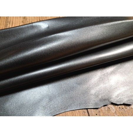 Peau de cuir de chèvre nacrée - anthracite - Cuir en stock