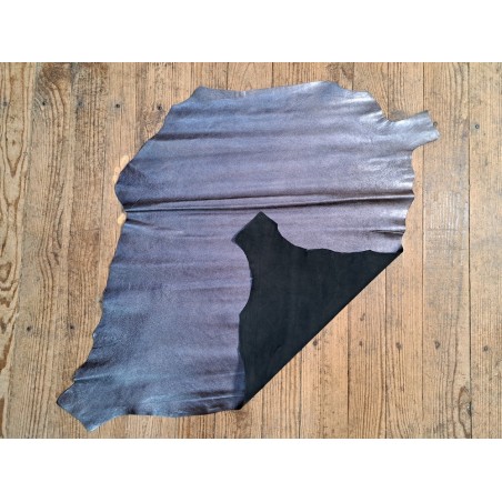 Peau de cuir de chèvre métallisée - gris métal - cuir en stock