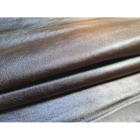 Peau de cuir de chèvre métallisée - gris métal - Cuir en stock