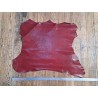 Petite chèvre - grains galuchat - rouge - cuir en stock