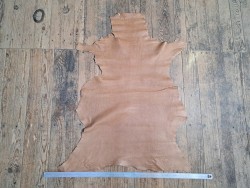 Peau de cuir de mouton crispé -beige- maroquinerie ou vêtement - Cuirenstock