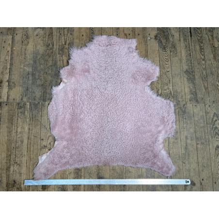 Peau de mouton lainée frisée rose pâle – Dos velours – Qualité italienne – Série limitée - Cuir en Stock