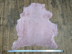Peau de mouton lainée frisée rose pâle – Dos velours – Qualité italienne – Série limitée - Cuir en Stock