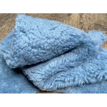 Peau de mouton lainée frisée bleu jeans – Dos velours – Qualité italienne – Série limitée - Cuir en Stock