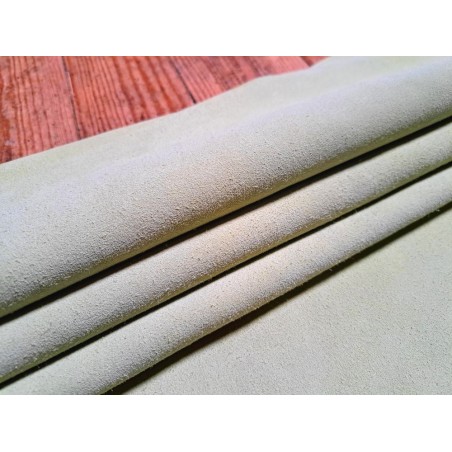 Peau de veau velours - VERT PASTEL - Cuir en Stock