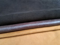 Lot de 3 peaux de cuir stretch - vêtements - Cuir en Stock