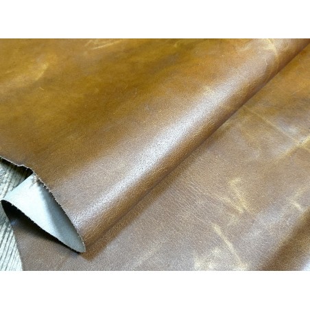 Croûte de cuir de vache tannage végétal cirée – caramel - Cuir en Stock