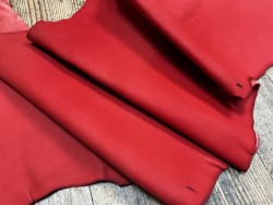 Flanc de vache – Cuir ROUGE MAT – Tannage minéral – Souple & élastique - 2ᵉ choix - Cuir en Stock