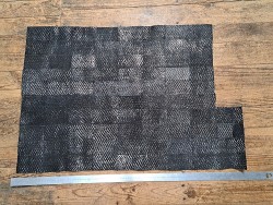 Peau de cuir de poisson tilapia noir mat - cuir en stock