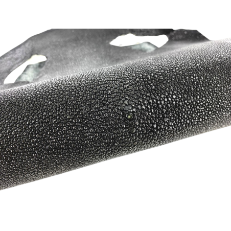 Peau de cuir de galuchat véritable - Noir pailleté - Cuir en Stock