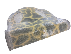 Peau de galuchat - perle centrale - cuir exotique - girafe beige/gris clair - Cuir en Stock