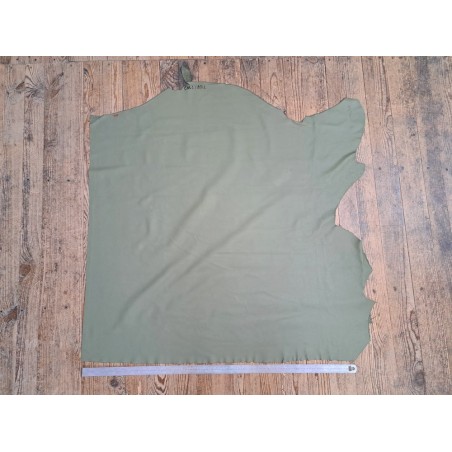 Grand morceau de cuir de veau lisse - Vert de gris - B - Cuir en Stock