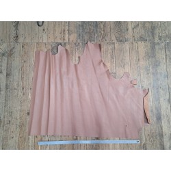 Morceau de cuir de taurillon  - Beige nude - Cuir en Stock