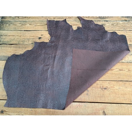 Demi-peau de veau  pullup grains cailloux - Raisin - Cuir en Stock