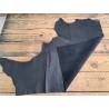 Demi peau de cuir de veau grain façon lézard - noire - maroquinerie - Cuir en stock