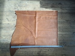 Morceau de cuir de vachette pullup ciré - Brun - C