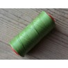 Bobine de fil polyester tressé et ciré vert clair couture main du cuir Cuirenstock