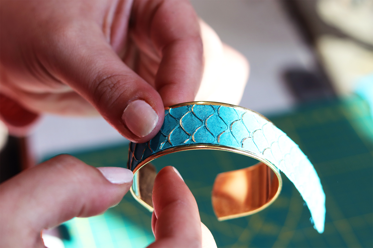 tutoriel bijoux en cuir bracelet