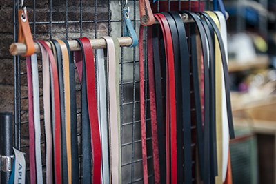 Cuir en Stock -bandes lanières et lacet de cuir - vente en ligne