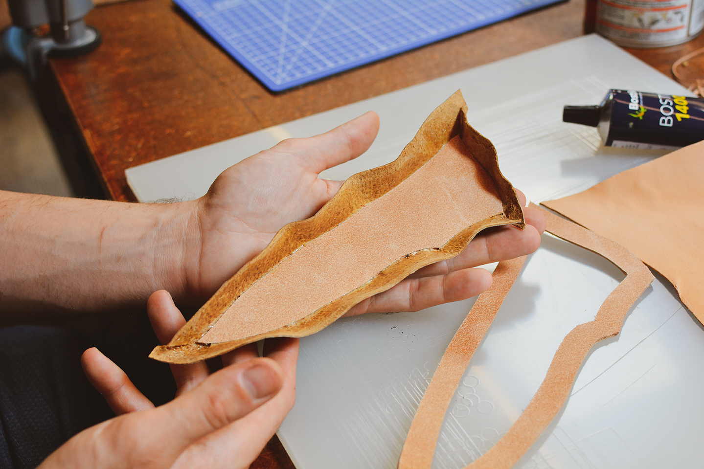 Insert cuir de poisson Bar Loup de Mer - Tutoriel étui de couteau - Cuirenstock