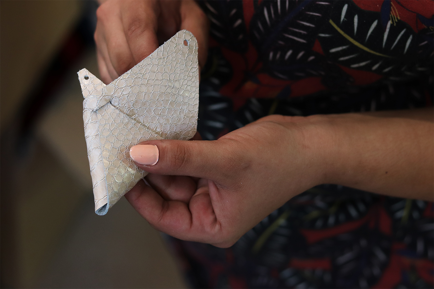 tuto diy porte monnaie en cuir cuirenstock