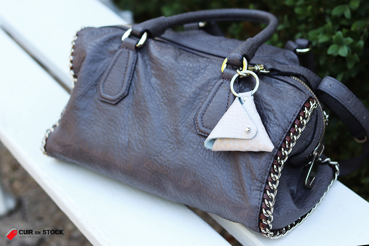 comment fabriquer un porte-monnaie triangle en cuir